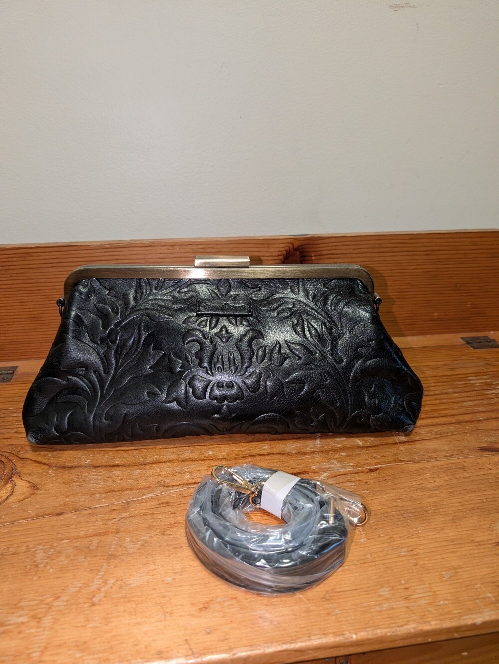 Gianni Conti Convertible Leather Clutch Purse Tooled Crossbody Italy